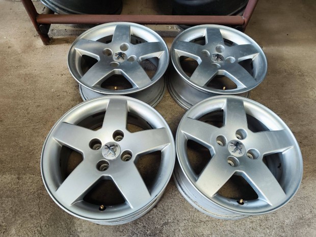4x108 15" Gyri Peugeot Alufelni Felni 90Garage #1078