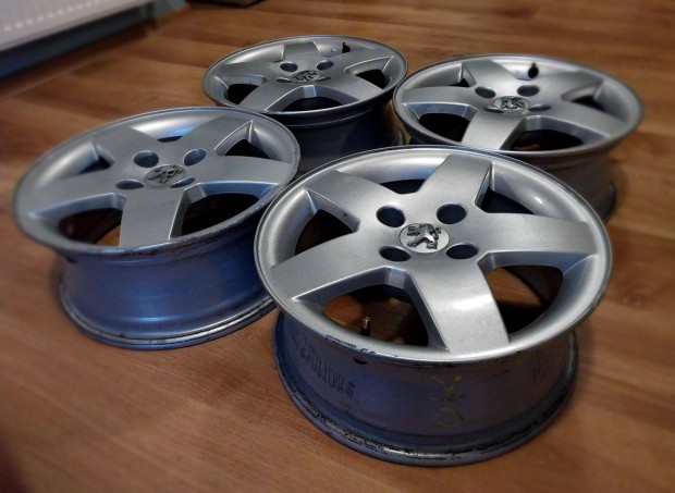 4x108 15" Peugeot "Monaco" gyri alufelni garnitra