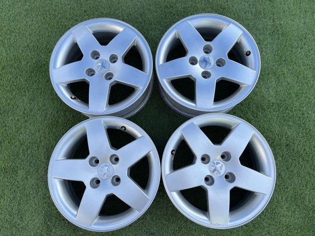 4x108 15" Peugeot gyári alufelni 6Jx15h2 ET23