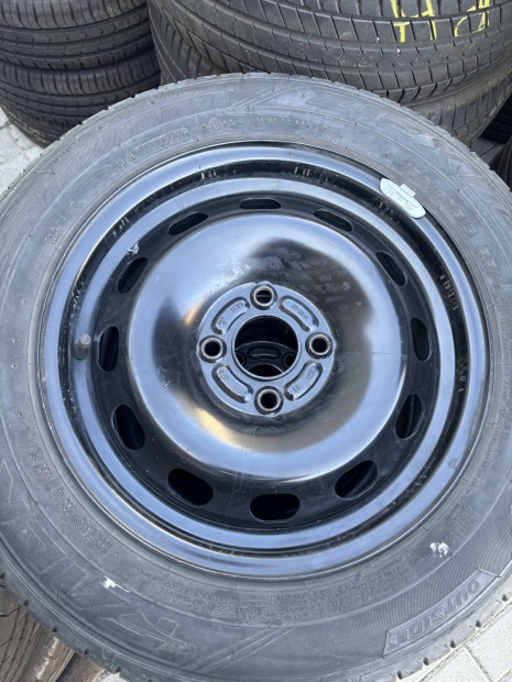 4x108 15" gyri Ford Lemezfelni 195/60 R15 Falken Nyrigumi