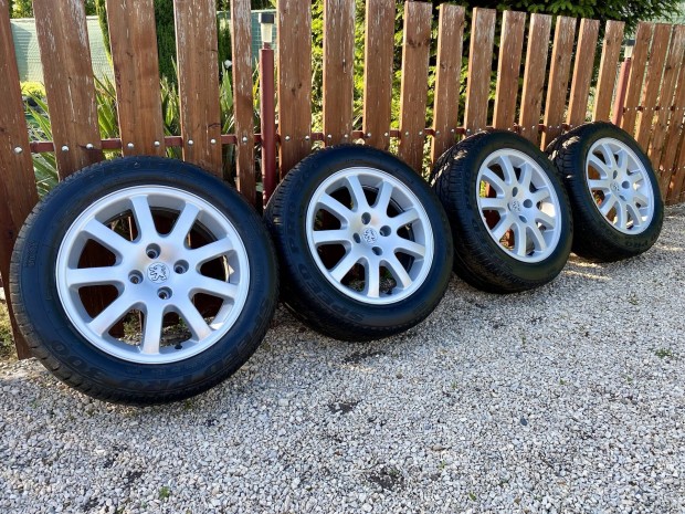 4x108 16" Peugeot alufelni nyárigumival