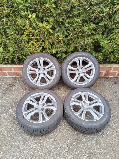 4x108 16 / 16" Gyri Peugeot / Citroen alufelni 195/55 R16 nyri gumik