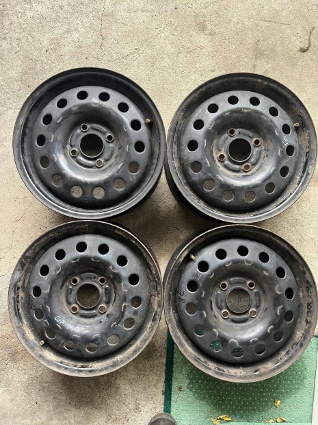 4x108 Ford Lemezfelni 15"