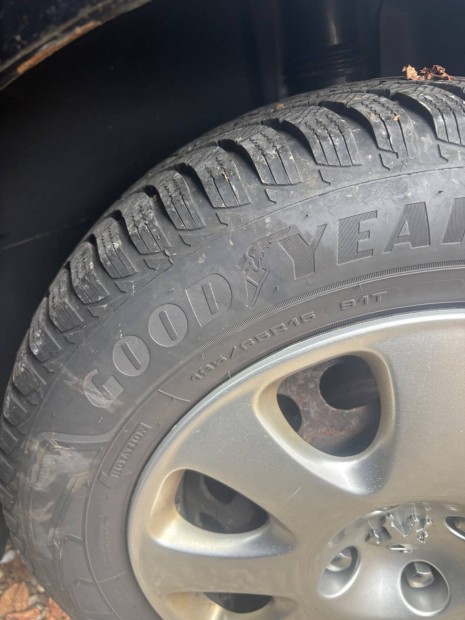 4x108 R15 Peugeot Citroen kerekek tli gumival