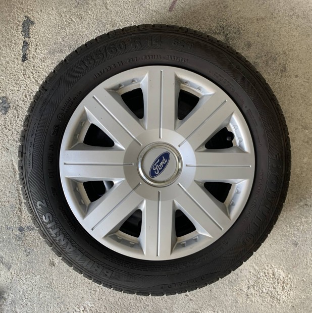 4x108-as 14"-os Ford lemezfelni szett j nyri gumikkal