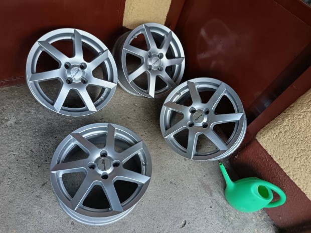 4x108 ford/Peugeot 16 col alufelni szett 