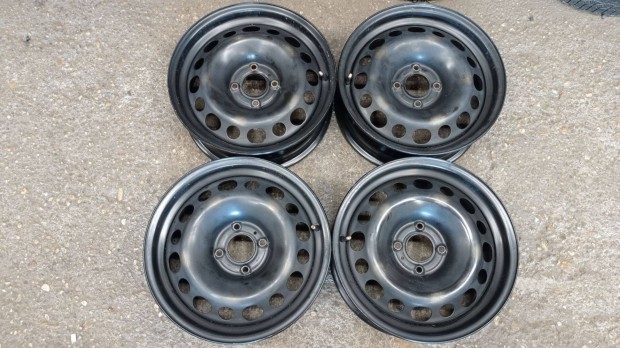 4x108 lyukosztású 16 colos Opel/Peugeot/Citroen acél használt felni