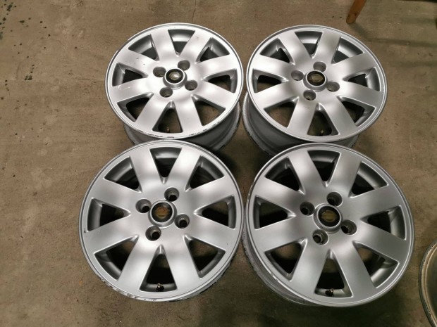 4x114,3 16" Gyri Nissan Alufelni Felni 90Garage #104