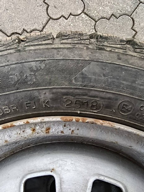 4x114,3 Téligumi szett