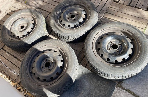 4x114,3 osztkrre 15" lemezfelnik hasznlhat tli gumikkal