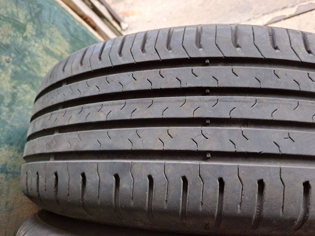 4x2db 205/60 R16 Continental Ecocontact 5 Nyári gumi eladó!!!