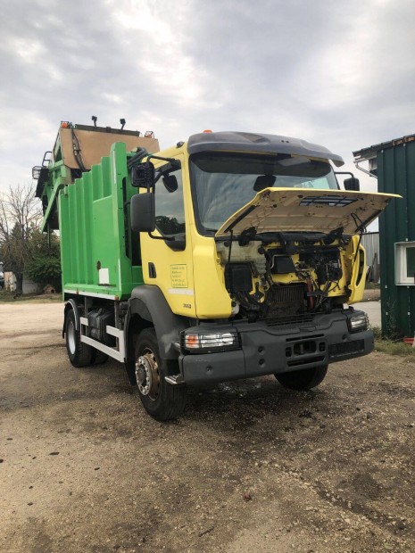 4x4-es Renault Midlum 300 DXI Elad, akr felptmny nlkl is