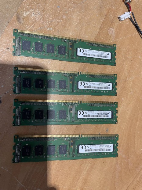 4x4 gb 1600 mhz DDR 3 memria 