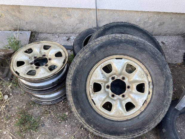 4x4 lemezfelni terepjáróra eladó