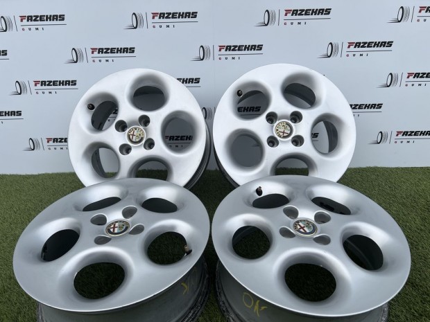 4x98 15" Alfa Romeo gyári alufelni 6Jx15h2 ET49,5