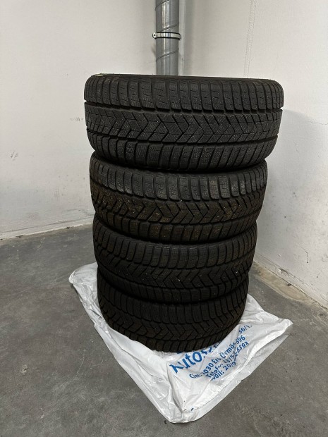 4x 225/40 R18 Pirelli Winter Sottozero 3 tli gumi tligumi