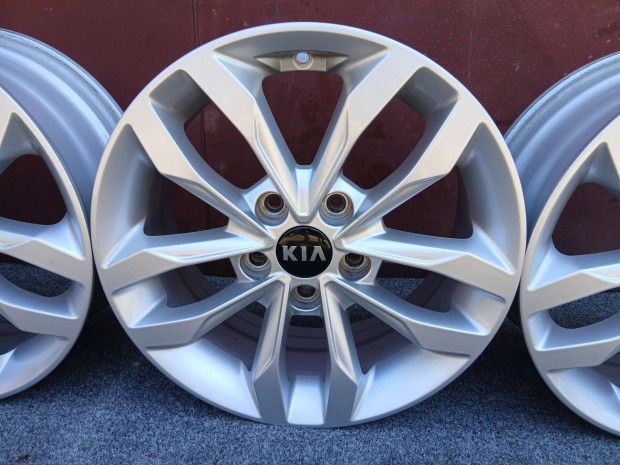 4x Kia Sportage Ceed Cee'd Niro e-Niro Soul 17" alufelni felni 5x114.3