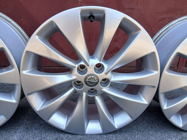 4x jszer Opel Mokka Astra K J Mokka alufelni felni 18" 5x105 18