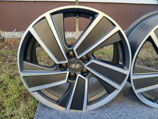 4xjszer Hyundai Santa Fe Tucson Ioniq 5 6 19" alufelni felni 5x114.3