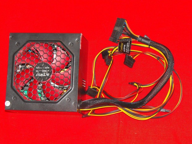 500W szmtgp PC tpegysg 3*SATA, 12 cm ventiltor. APP500PS. Posta
