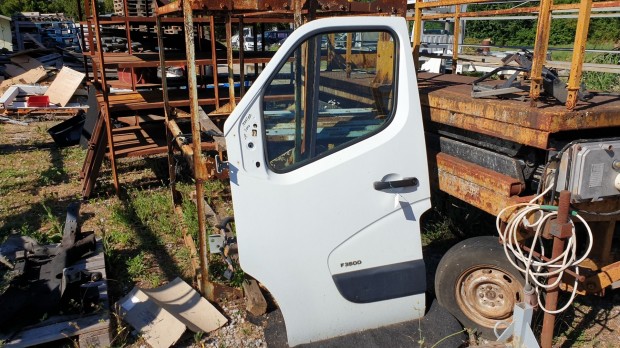 509538 Renault Master 2015, Bal Els  AJT, Kompletten.