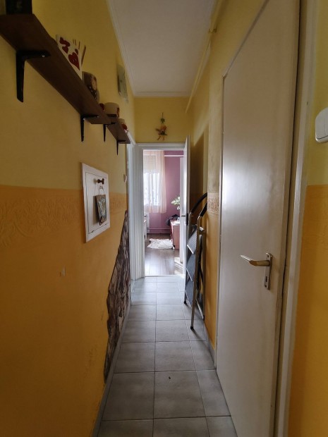 50 nm-es Lak�s P�pa Husz�r lak�telep