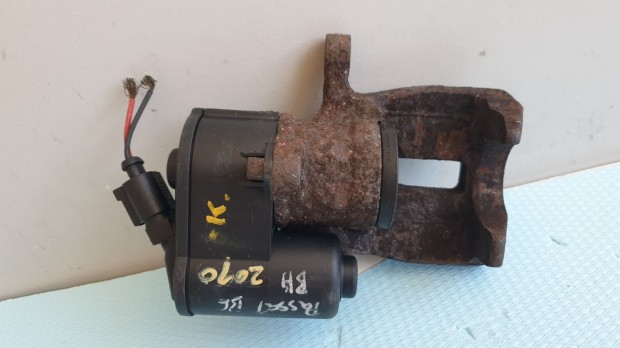 511024 VW Passat B6, 2009, Bal H�ts� F�knyereg Motorral, TRW,