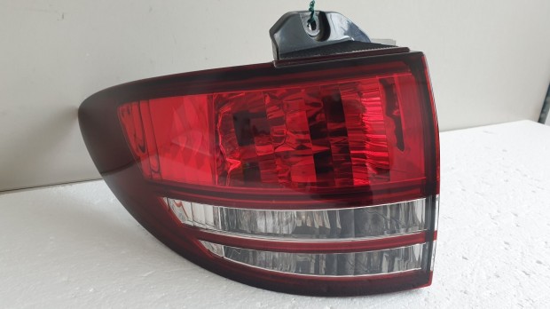 512129 Toyota Previa 2005, Bal Hátsó Lámpa, 28-171.