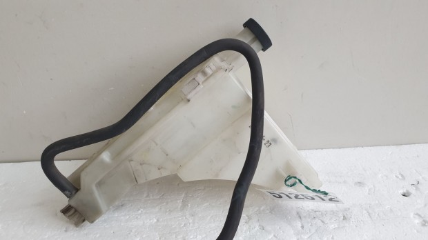 512512 Nissan Juke, 2013, Benzin, Kiegyenl�t� Tart�ly,