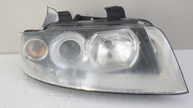512792  Audi A4 B6, 2002, Jobb XENON F�nysz�r�, 8E0941004S. L�mpa.