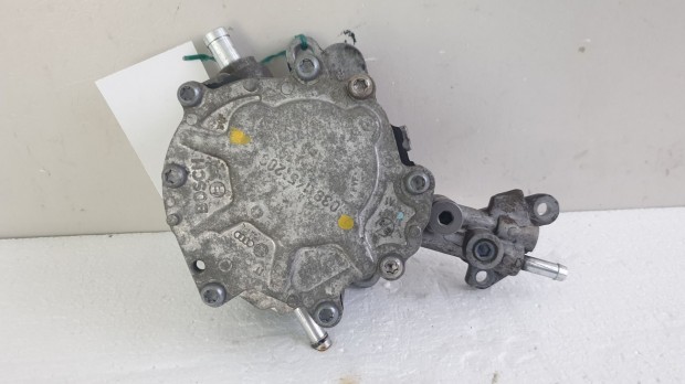 512815 VW Passat, PD,  V�kumpumpa, Tandempumpa, 038145209C. Bosch.