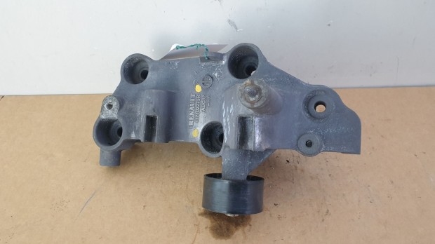 512856 Renault Master 2.3, 2017, Gener�tor Tart�bak, 117102273R.