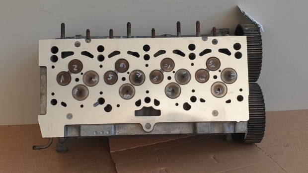 512916 VW Passat B6, 2.0, 16V, Hengerfej, S�kolt 03G103373A,