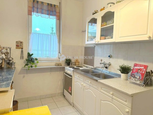 51 nm-es lak�s elad� Balatonf�red