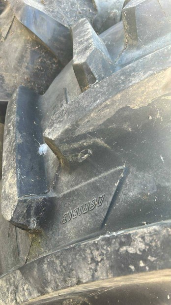 520/85R42 traktor gumi Michelin 