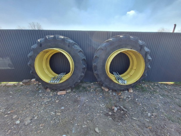520/85 R38 csatos ikerkerk