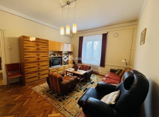 52 nm-es lak�s elad� Duna�jv�ros #5156503