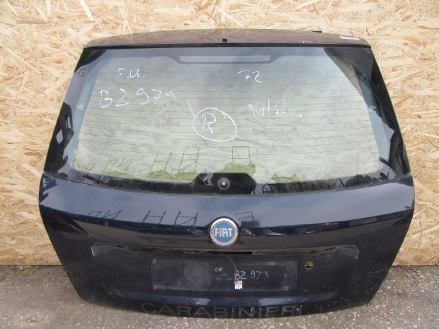 53190 Fiat Stilo FL 5 ajtós, kék színű , csomagtér ajtó a képen