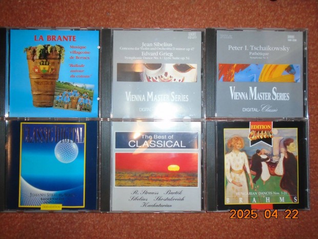 53 db. CD egyben