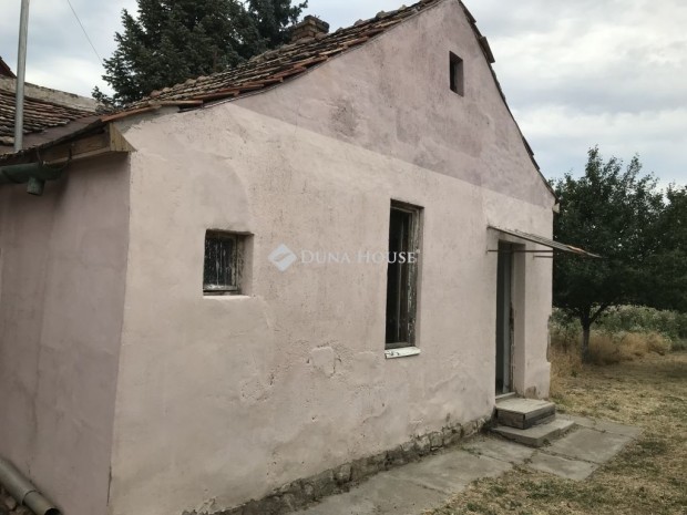 53 nm-es h�z elad� Sz�kesfeh�rv�r