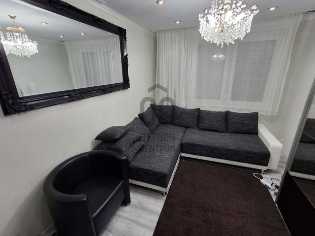 53 nm-es lak�s elad� Szolnok