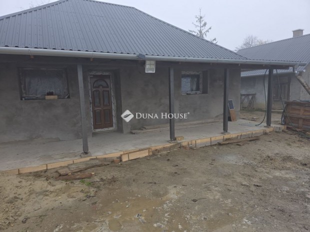 54907 nm-es telek elad� Balatonlelle