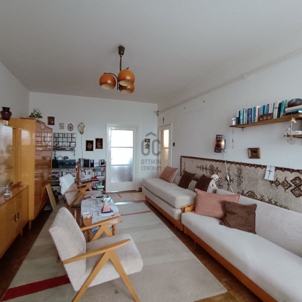 54 nm-es lak�s elad� Nagykanizsa