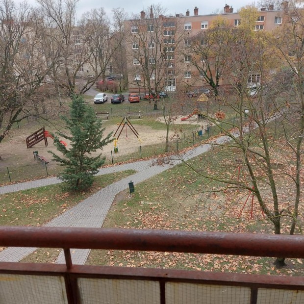 54 nm-es lak�s elad� Szigetszentmikl�s