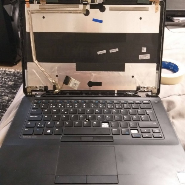 554.Dell E5470 I5 processzor Nem kapcsol be! Kijelzkeret, zsanr taka