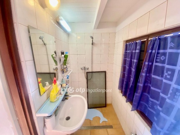 55 nm-es h�z elad� J�szap�ti