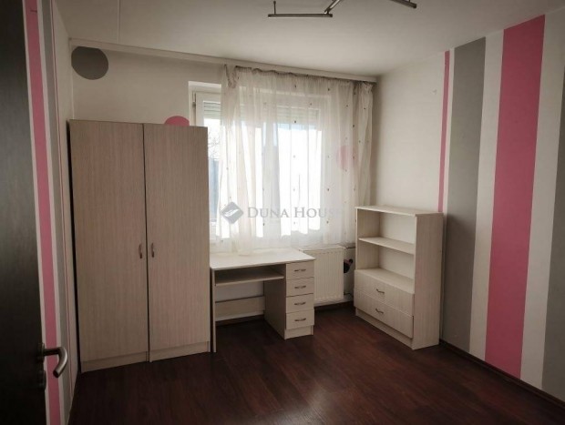 55 nm-es lak�s elad� Szombathely #5170106