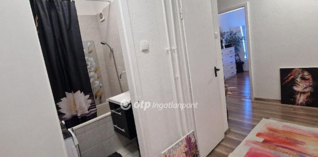 57 nm-es lak�s elad� Eger