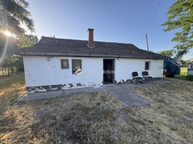 58 nm-es h�z elad� Ball�sz�g