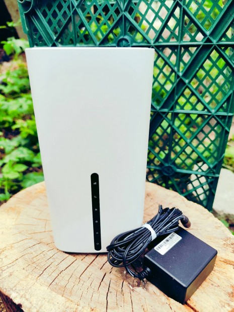 5G AX3000 Wi-Fi 6 Router (NX510v)